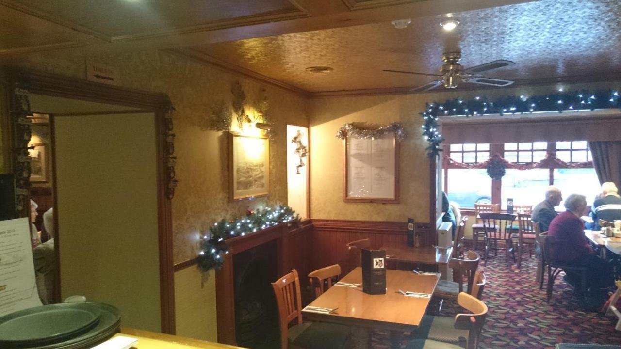 St Michaels Inn Leuchars Esterno foto